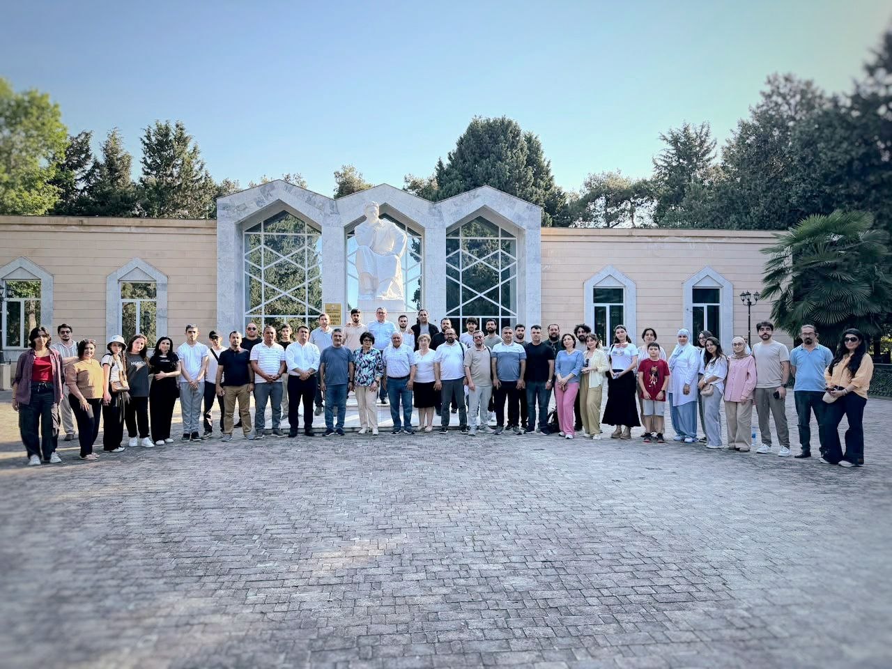 Səməd Vurğunun yubileyinə həsr olunan I Qazax Kitab Sərgisi keçirilib
